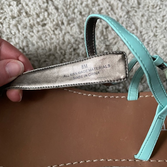 Loft Sandals Size 8 - Picture 2 of 3